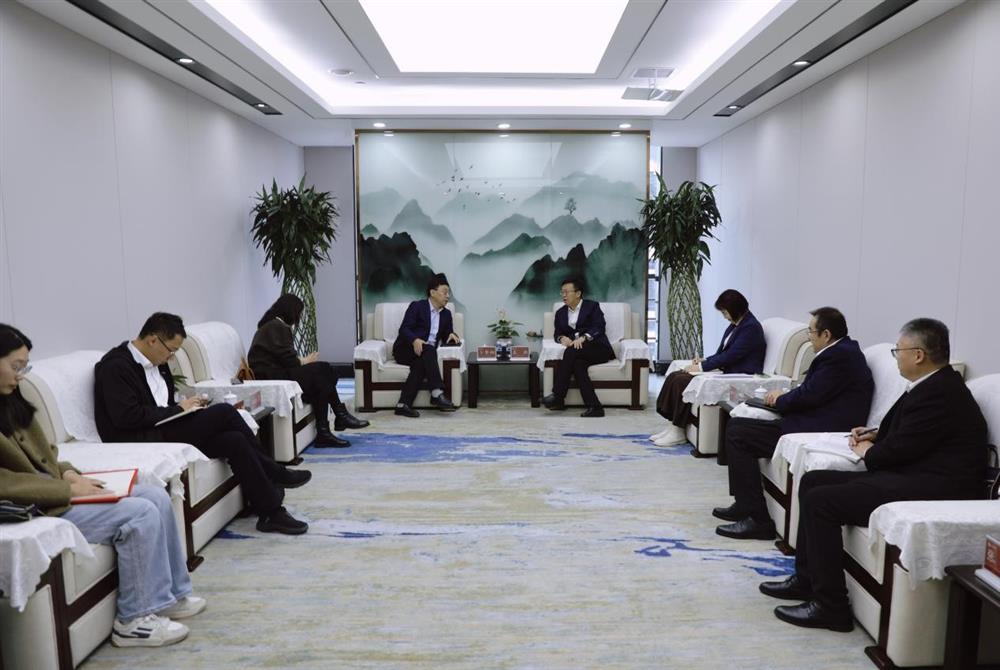 政企聯(lián)動，共謀發(fā)展新路徑！ 濟(jì)南市商務(wù)局一行到產(chǎn)發(fā)集團(tuán)座談交流